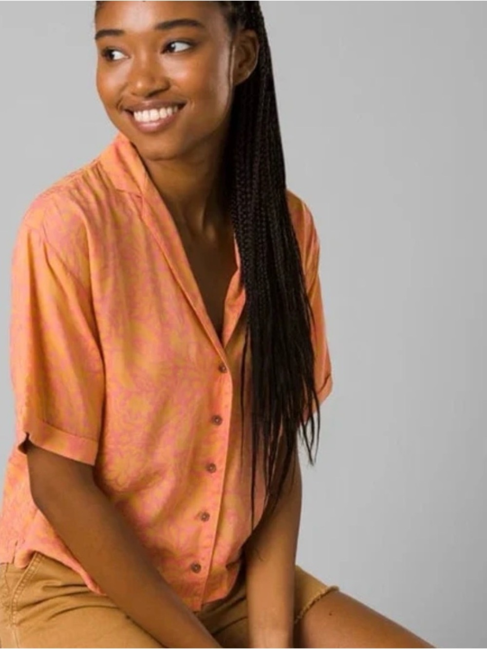 Prana Iguala Short Sleeve Button Down Shirt in Fresca Flora Fauna - Picture 12 of 14